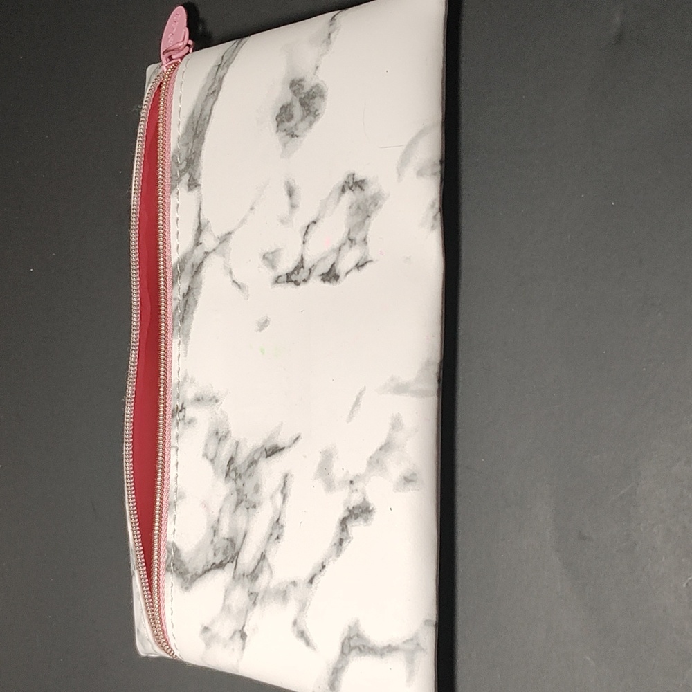 Cosmetics bag